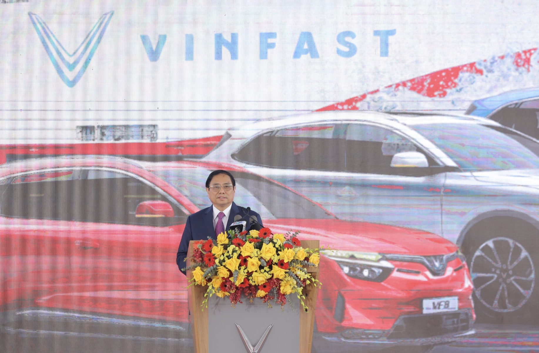 VinFast tổ chức lễ xuất khẩu ô tô đầu tiên ra quốc tế