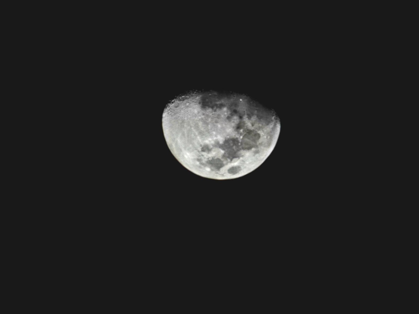 Săn trăng với “Mắt Thần Bóng Đêm” và tính năng zoom 100x từ Galaxy S23 Ultra